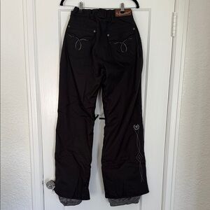 Burton Women’s Black Snowboarding Pants
